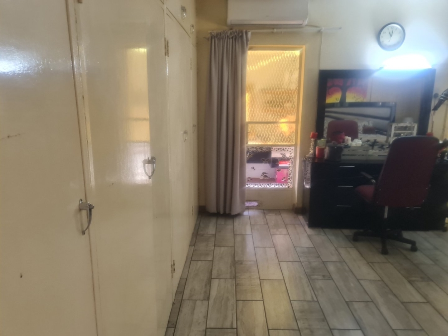 4 Bedroom Property for Sale in Oos Einde North West